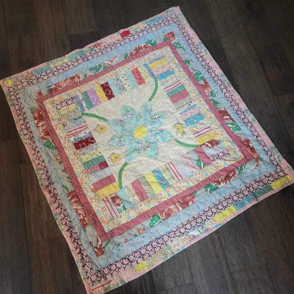 1930's vintage Block cotton cutter quilt hand quilted 35 x 33 Baby